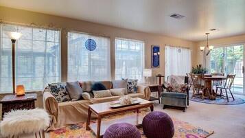 TV connectée, cheminée