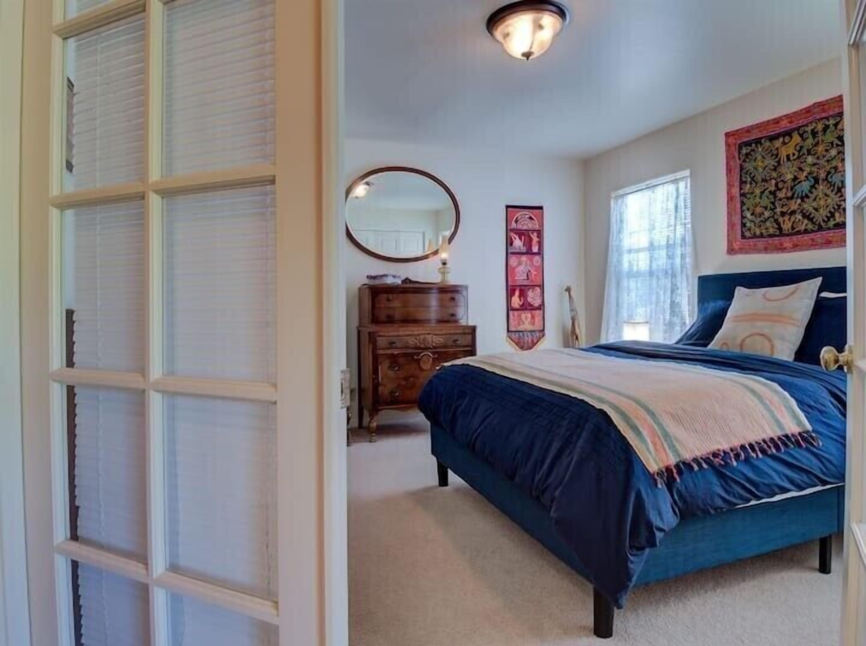 2 chambres, fer et planche à repasser, Wi-Fi gratuit, draps fournis