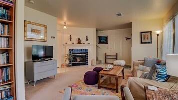 TV connectée, cheminée