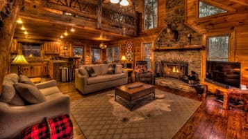 Smart TV, fireplace