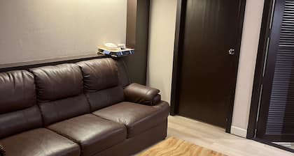 Nice Condo , 2Bedrooms in Sukmvt