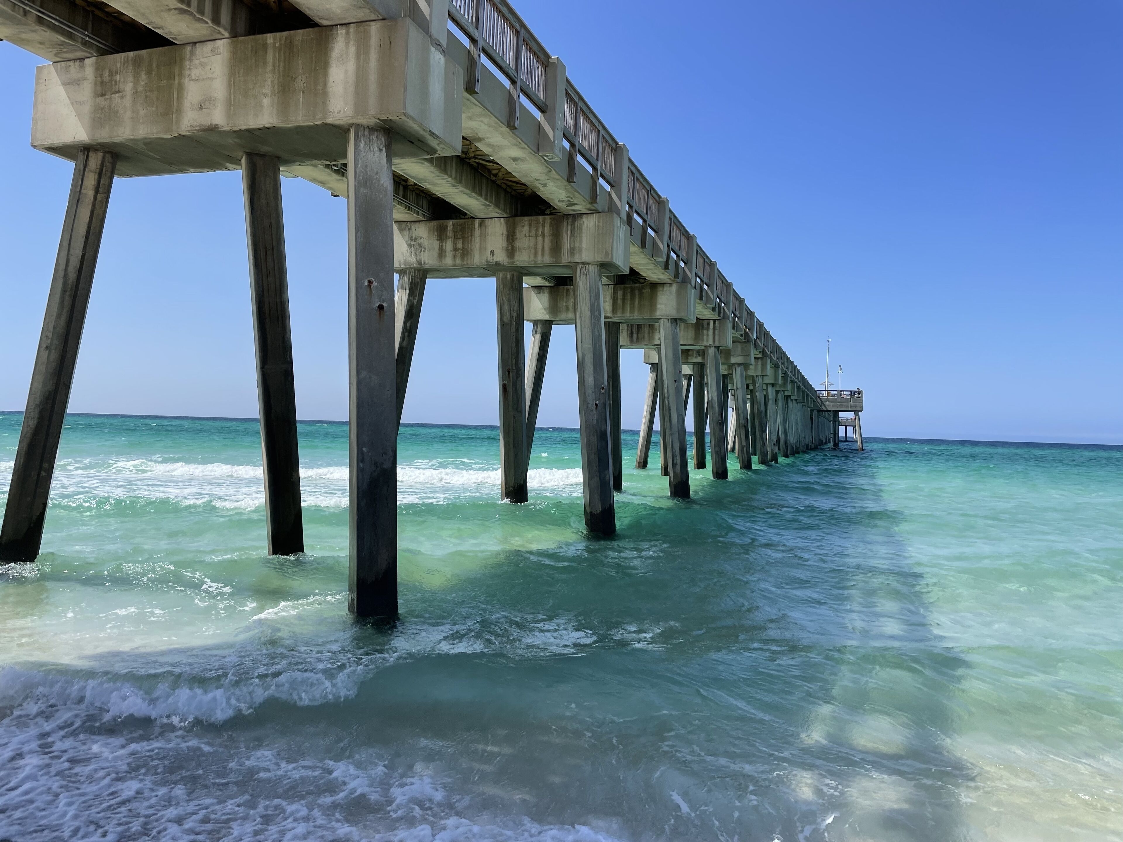 Beach nearby, sun loungers