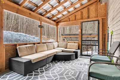 Lakefront Home on Great Sacandaga – Summer Weeks Still Available!!