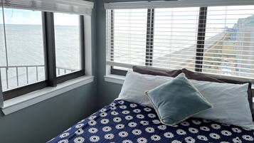 Fer et planche Ă repasser, Wi-Fi gratuit, draps fournis