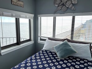 Iron/ironing board, free WiFi, bed sheets, wheelchair access - FANTASTIC OCEAN VIEWS FROM A BEAUTIFUL OCEAN FRONT CONDO! (Myrtle Beach)