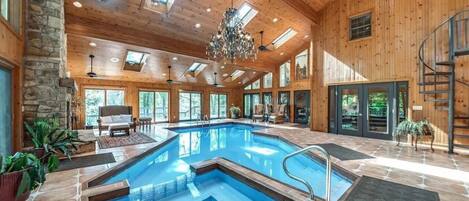 Piscine couverte, piscine chauffée