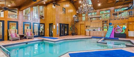 Piscina coperta, una piscina riscaldata