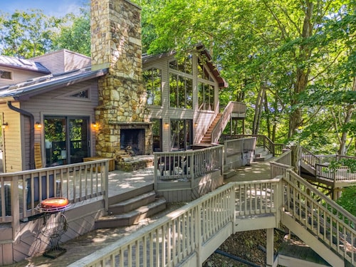 Daisy Glen Retreat: Private indoor pool in Hocking Hills