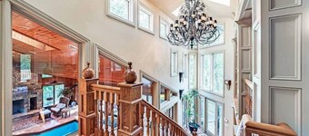 Daisy Glen Retreat: Private indoor pool in Hocking Hills