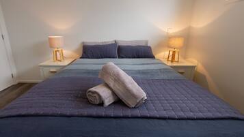 1 bedroom, iron/ironing board, free WiFi, bed sheets