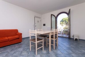 Interior - M290 - Marcelli, new three-room apartment with terrace (Marcelli)