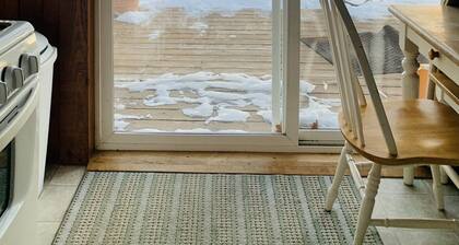 Lakefront Cabin... Ride To All The Snowmobile Trails From The Cabin