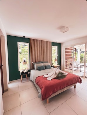 2 bedrooms, iron/ironing board, travel cot, free WiFi