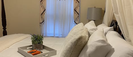 4 Schlafzimmer, Bügeleisen/Bügelbrett, kostenloses WLAN, Bettwäsche