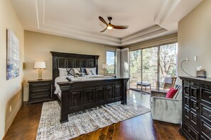 4 bedrooms, desk, WiFi, bed sheets - Relax in luxury at Sedona Illuminated, a 4-bedroom retreat in West Sedona. (Sedona)