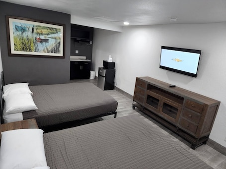 Room, 2 Queen Beds, Non Smoking (Efficiency) | Individually decorated, individually furnished, free WiFi, bed sheets