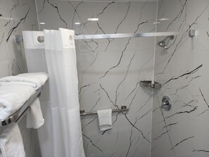 Shower, free toiletries, towels