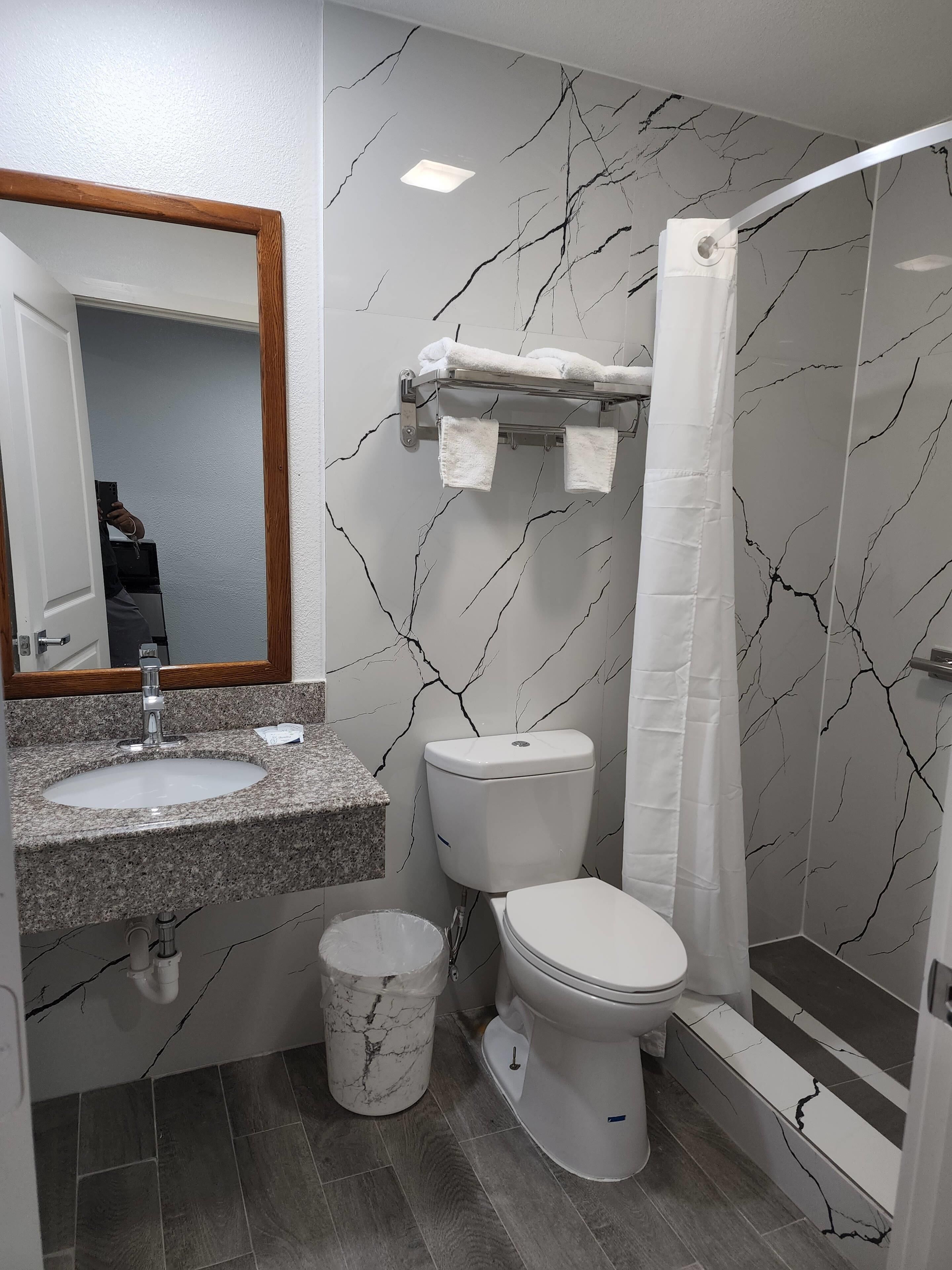 Room, 2 Queen Beds, Non Smoking (Efficiency) | Individually decorated, individually furnished, free WiFi, bed sheets