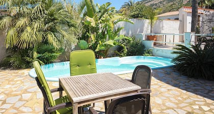 'Villa Casa Colina'with Pool and Wi-Fi