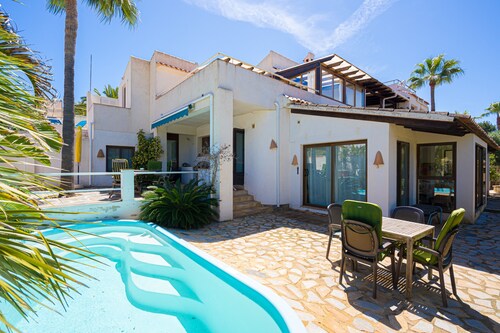'Villa Casa Colina'with Pool and Wi-Fi