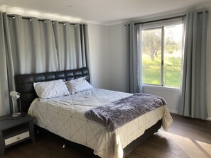 3 makuuhuonetta, vuodevaatteet, pääsy pyörätuolilla