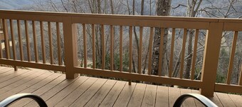 The Mountain View Lodge - Luxury in Whittier! Awesome views from every deck!
