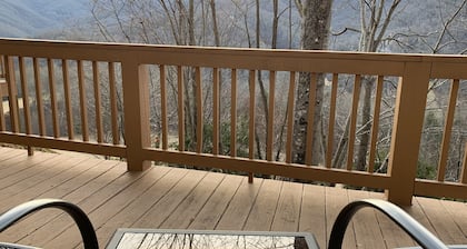 The Mountain View Lodge - Luxury in Whittier! Awesome views from every deck!