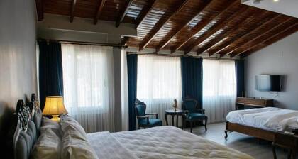 Voyage Elegante Hotel