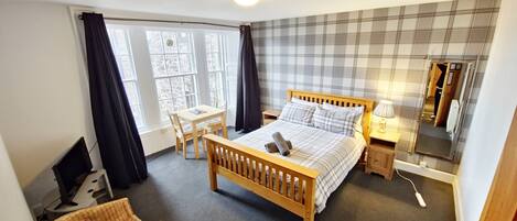 Free WiFi, bed sheets