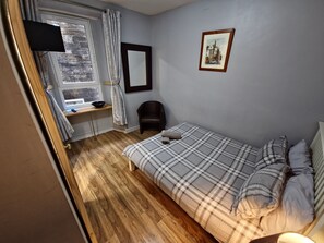 Double Room Ensuite | 免费 WiFi、床单