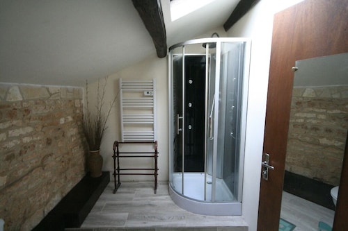 Quiet rural French retreat