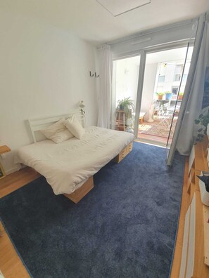 3 chambres, fer et planche à repasser, lit parapluie, Wi-Fi gratuit