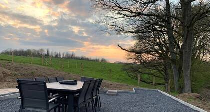 Cosy cottage on the edge of the woods