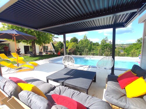 Villa d'Elsa 10-12 persons - heated pool - 500 m from the city center