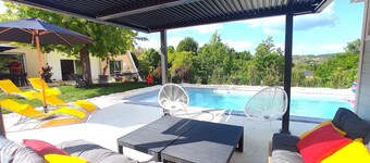 Villa d'Elsa 10-12 persons - heated pool - 500 m from the city center