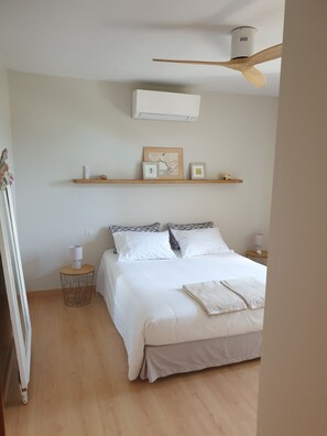 4 chambres, lit parapluie, Wi-Fi gratuit, draps fournis