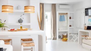 Premium Studio Suite (Outopia) | Egyptian cotton sheets, premium bedding, memory foam beds, in-room safe