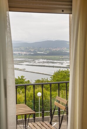 Chambre Supérieure Double ou avec lits jumeaux