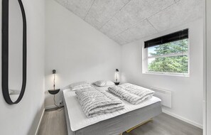 4 habitaciones, cuna de viaje y wifi gratis