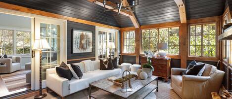 Smart TV, fireplace, books