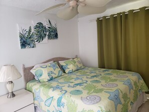 2 bedrooms, free WiFi, bed sheets - Beach Front Villa (Abaco)