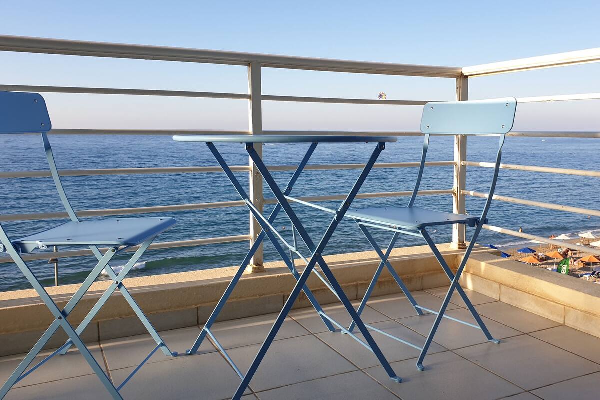 Superior-Doppel- oder -Zweibettzimmer, Meerblick, Eckzimmer | Terrasse/Patio