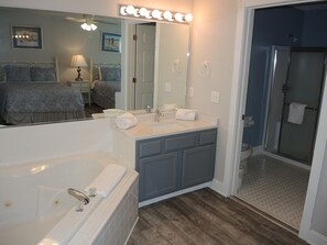Villa, 2 chambres | Salle de bain | Serviettes fournies