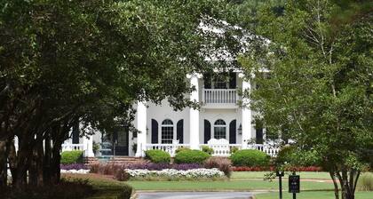 Studio Villa 509l at Brunswick Resort and Golf With Outdoor Pool and Beaches Nearby by Redawning