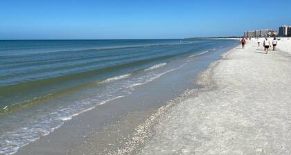 Marco Island Anglers Cove Riverfront Condo -Summer Rates !
