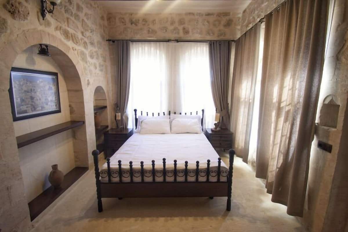 Exclusive Room | Free WiFi