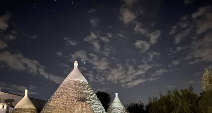 Trullo, Villa with Private Pool- WiFi, Air Con., near Ostuni & Ceglie Messapica