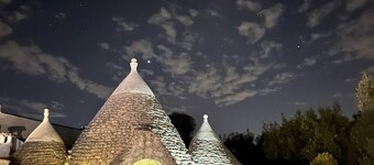 Trullo, Villa with Private Pool- WiFi, Air Con., near Ostuni & Ceglie Messapica