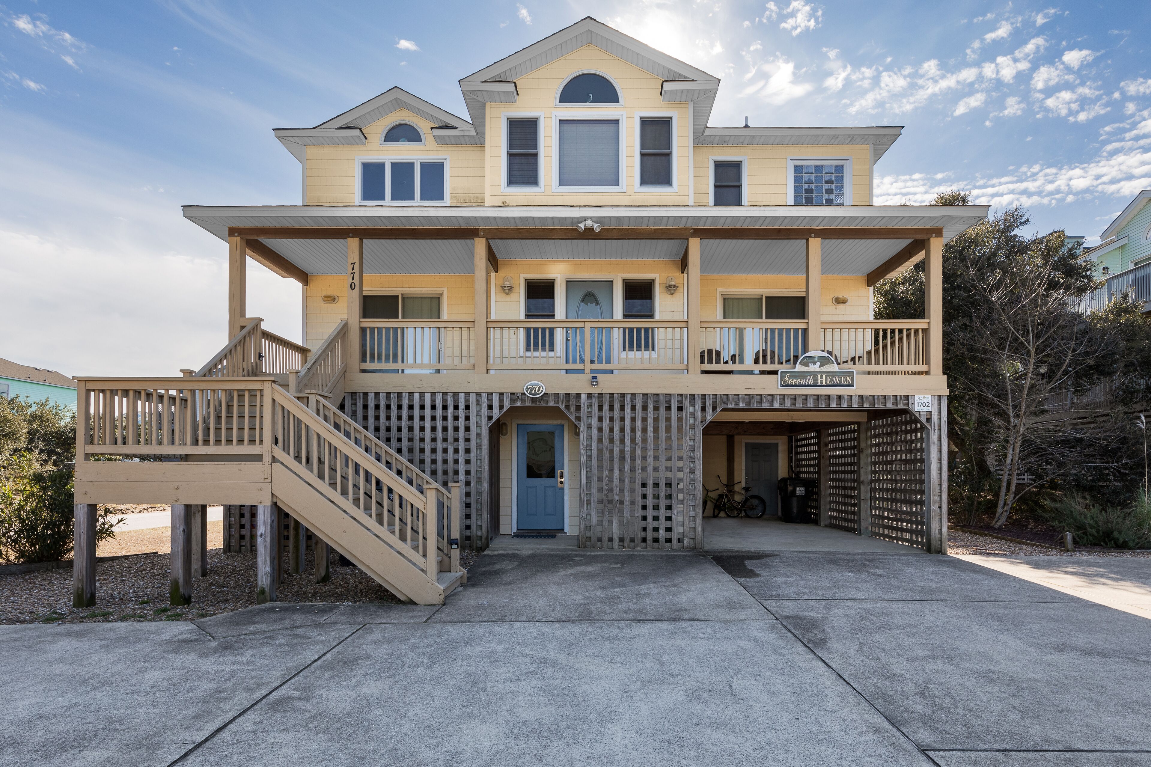 Spacious Oceanside Home with Pool, Pool Table, Hot Tub & Much More!