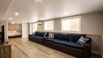 4 habitaciones, escritorio, cuna de viaje y wifi